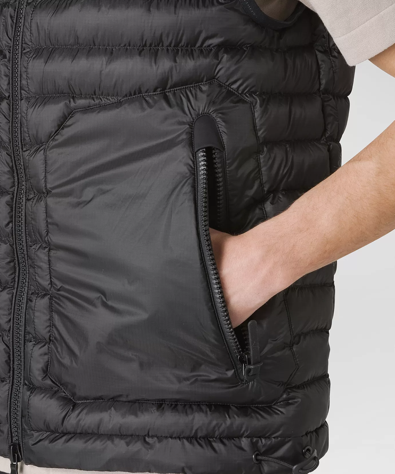 Flash Sale Peuterey Poind Rug Black